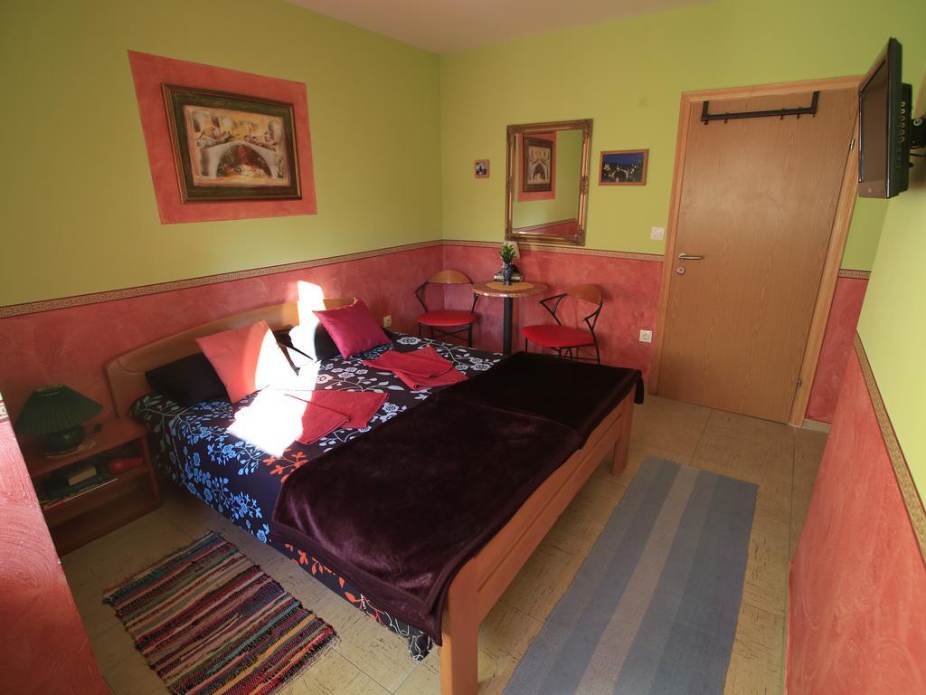 Apartment&Rooms "Globus" Mostar Exterior foto